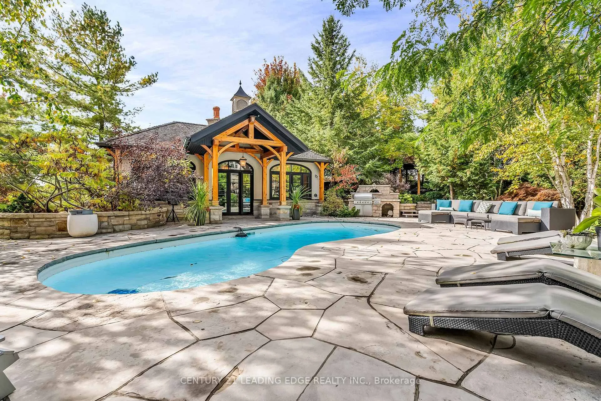 Photo 42 of 2 Nightfall Court, Vaughan, Kleinburg — HOMEH