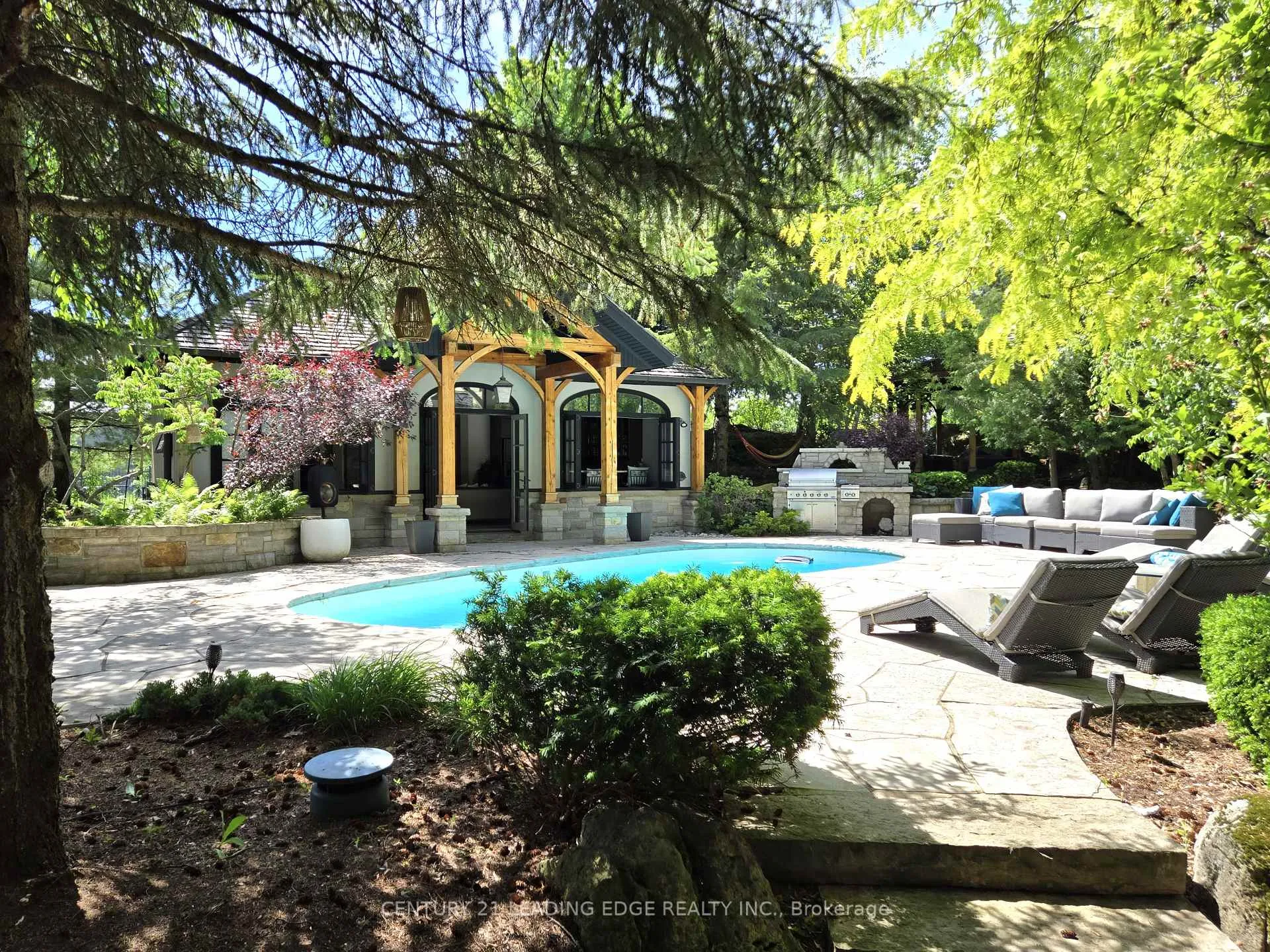Photo 43 of 2 Nightfall Court, Vaughan, Kleinburg — HOMEH