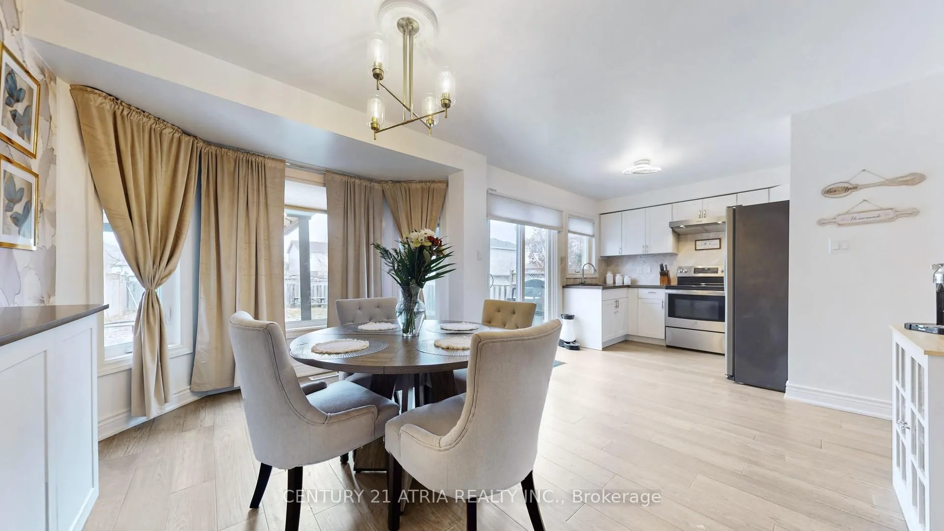 Photo 20 of 1166 Oriole Crescent, Innisfil, Alcona — HOMEH