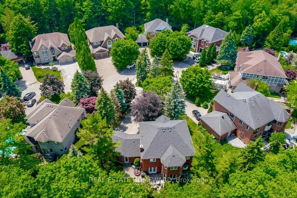 Photo 41 of 98 Woodview Drive, Pickering, Rougemount — HOMEH