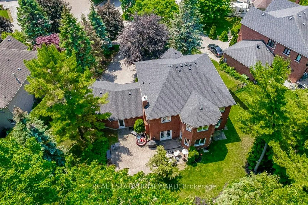 Photo 44 of 98 Woodview Drive, Pickering, Rougemount — HOMEH