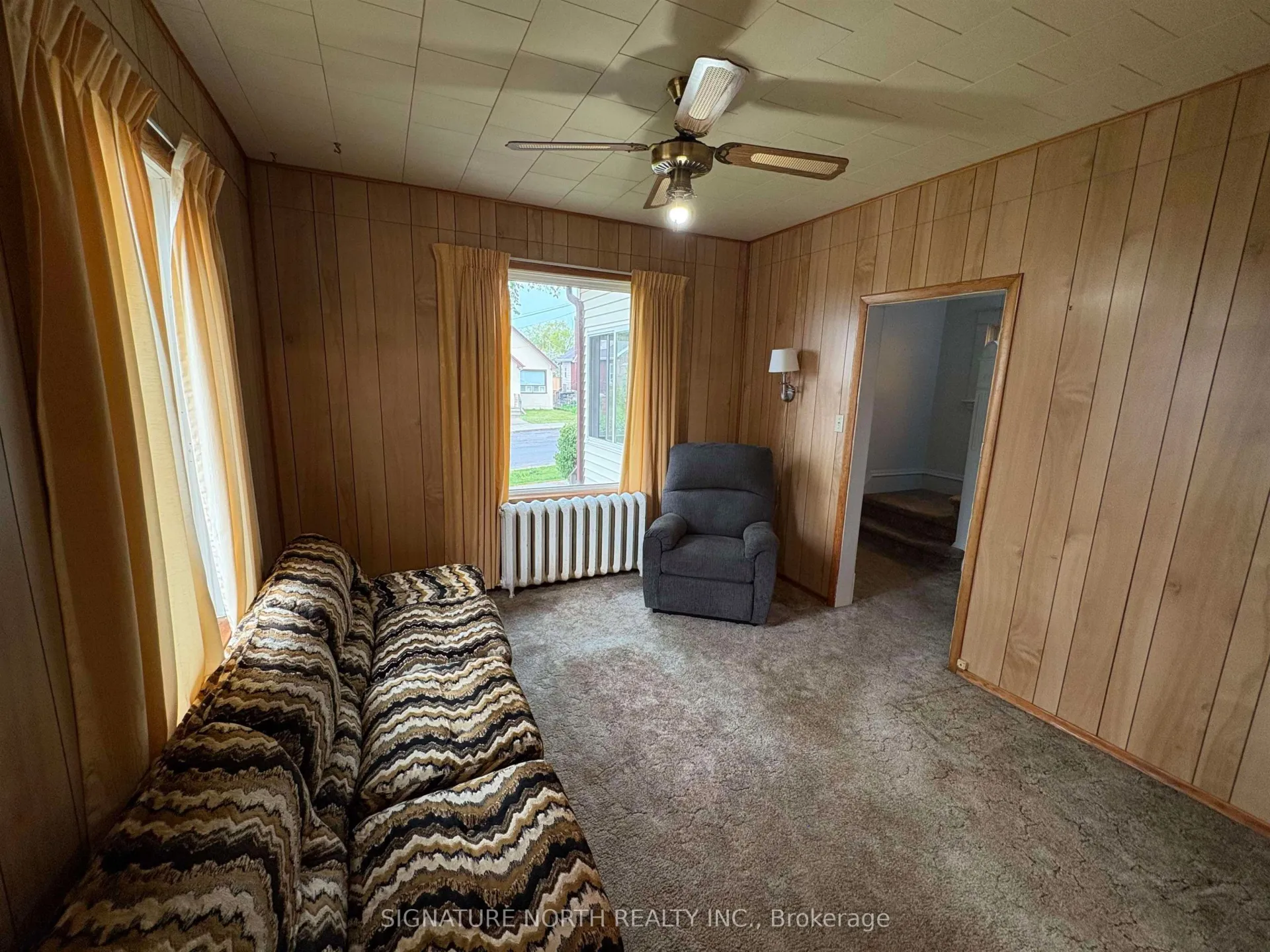 Photo 6 of 390 Ambrose, Thunder Bay, Court / Cumberland — HOMEH