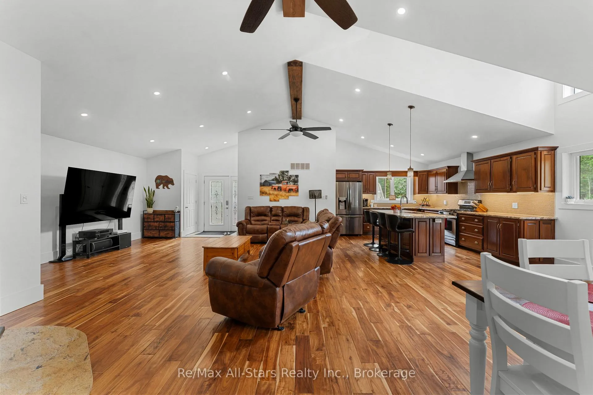 Photo 4 of 728 Galway Road, Trent Lakes — HOMEH