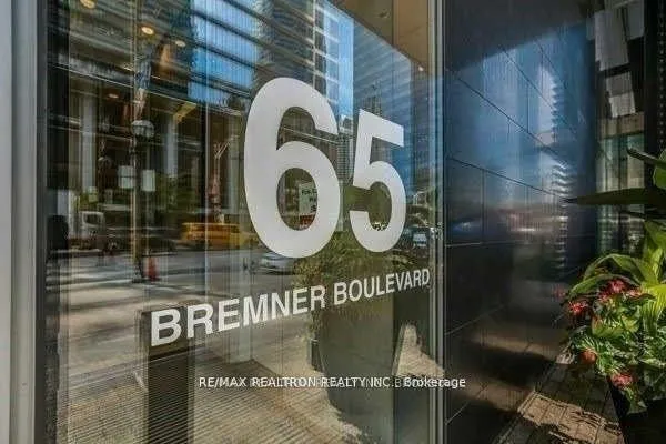 Photo 2 of Unit 3904, 65 Bremner Boulevard, Toronto, Waterfront Communities — HOMEH