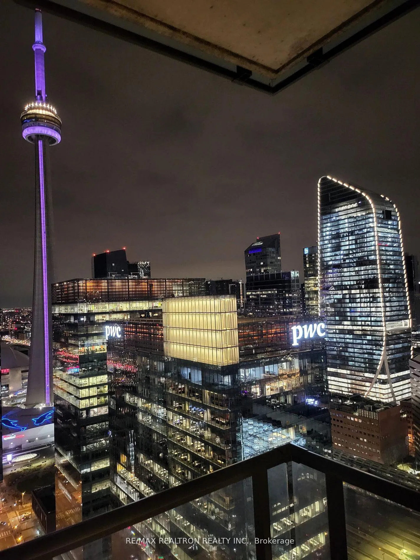 Photo 6 of Unit 3904, 65 Bremner Boulevard, Toronto, Waterfront Communities — HOMEH