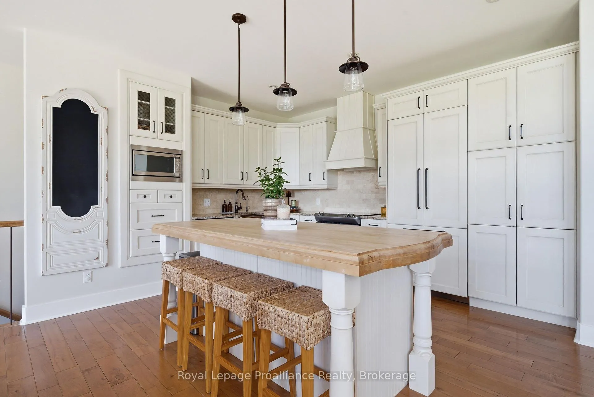 Photo 9 of 1270 Old Hwy 2, Quinte West, Sidney Ward — HOMEH