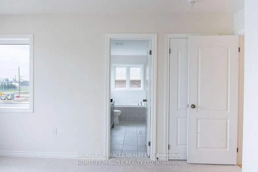 Photo 20 of 19 Fenn Crescent, New Tecumseth, Rural New Tecumseth — HOMEH
