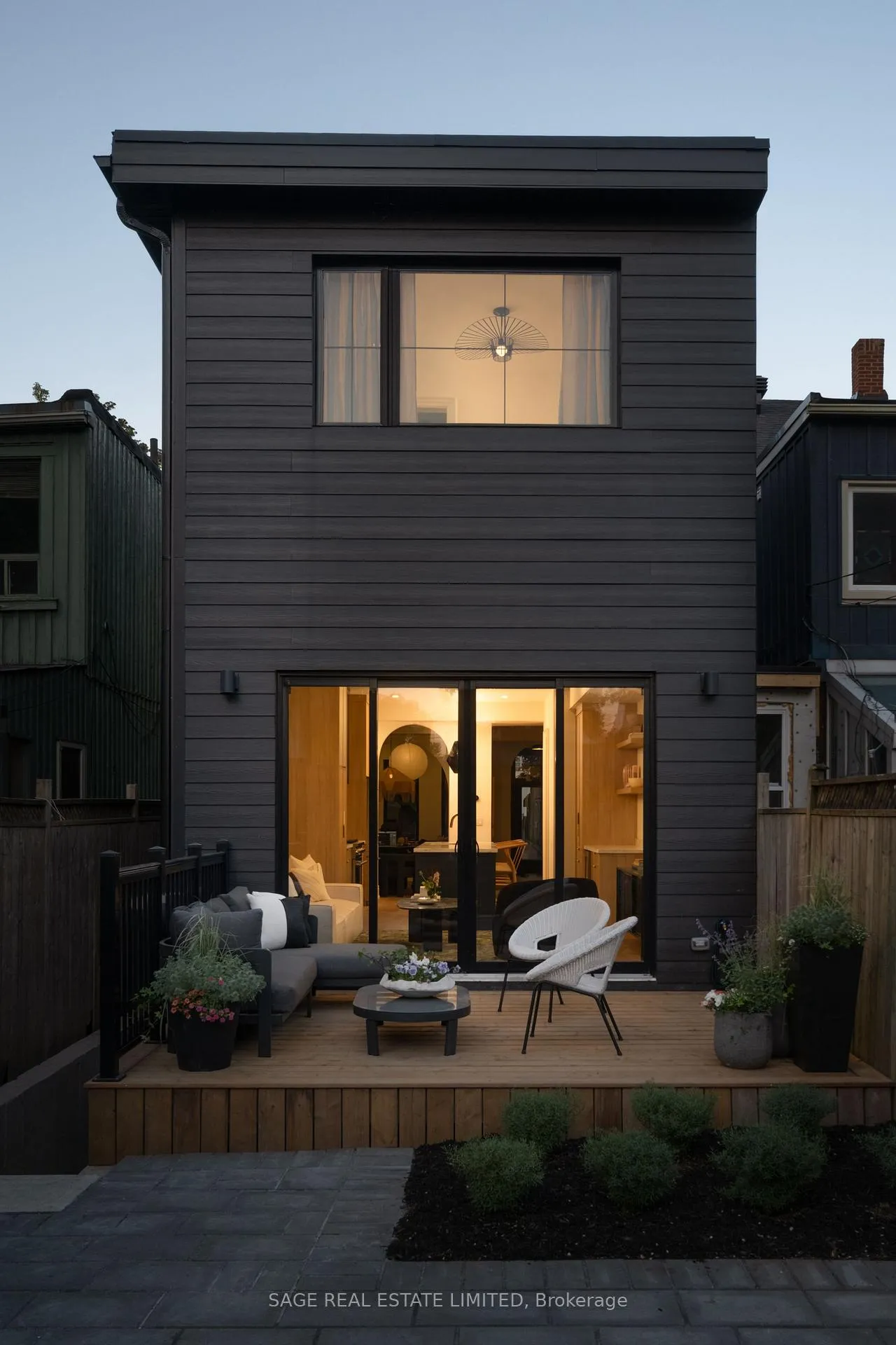 Photo 15 of 12 Boulton Avenue, Toronto, South Riverdale — HOMEH