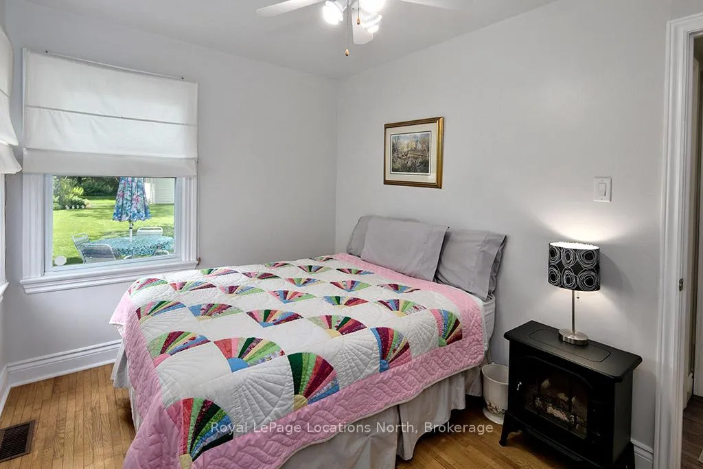 Photo 18 of 114 Eighth Street, Collingwood — HOMEH