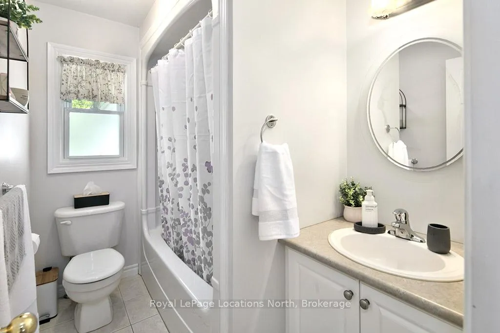 Photo 20 of 114 Eighth Street, Collingwood — HOMEH