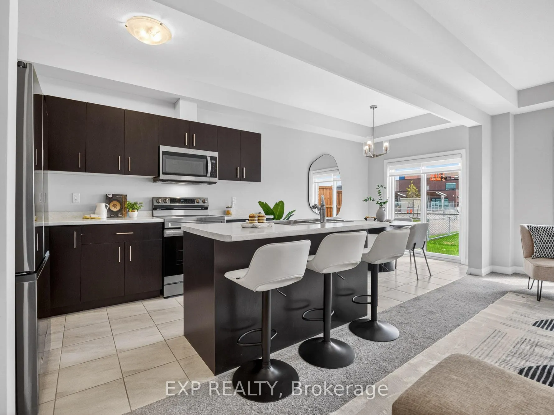 Photo 6 of 7372 Marvel Drive, Niagara Falls, Brown — HOMEH