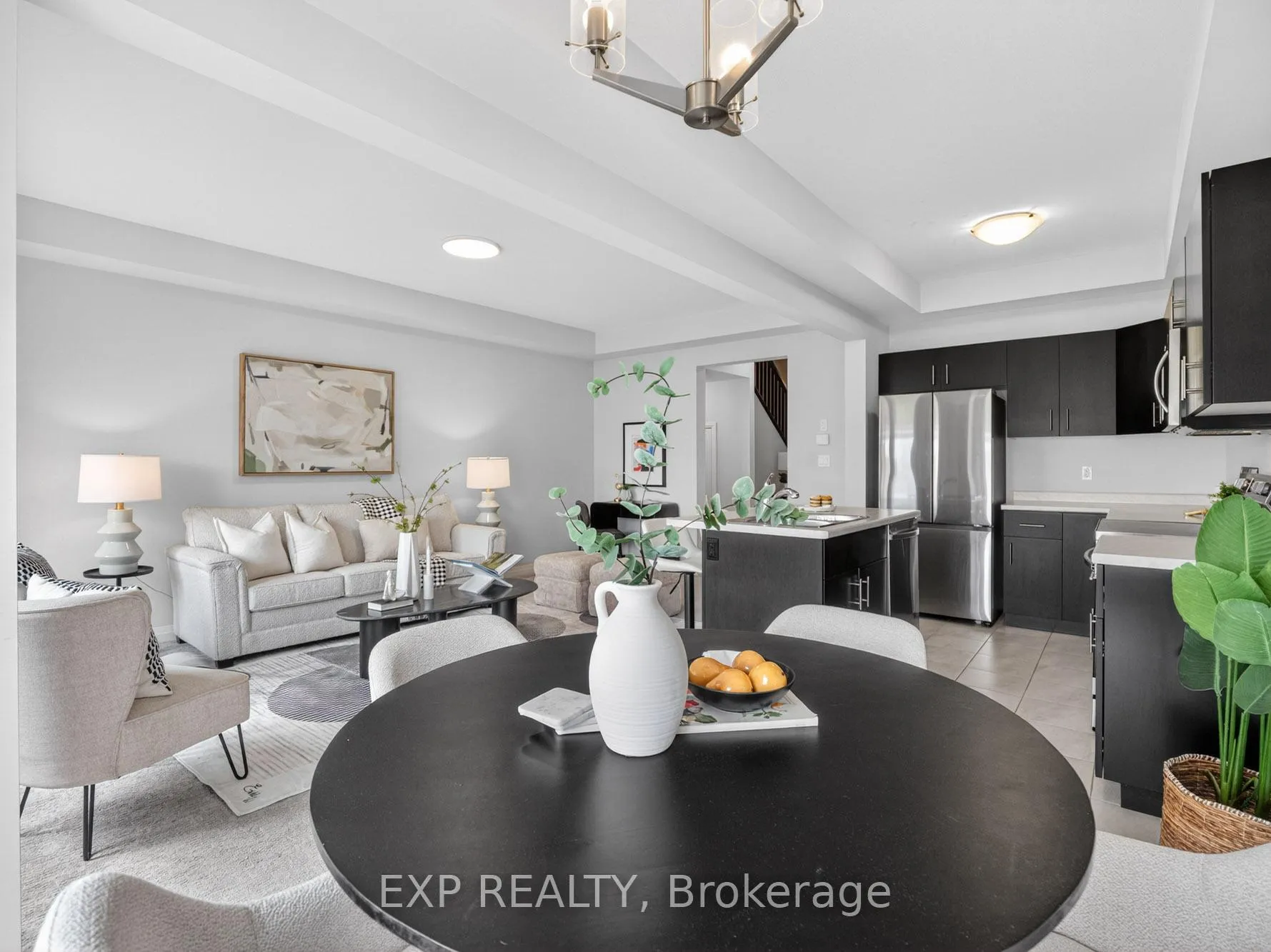 Photo 10 of 7372 Marvel Drive, Niagara Falls, Brown — HOMEH