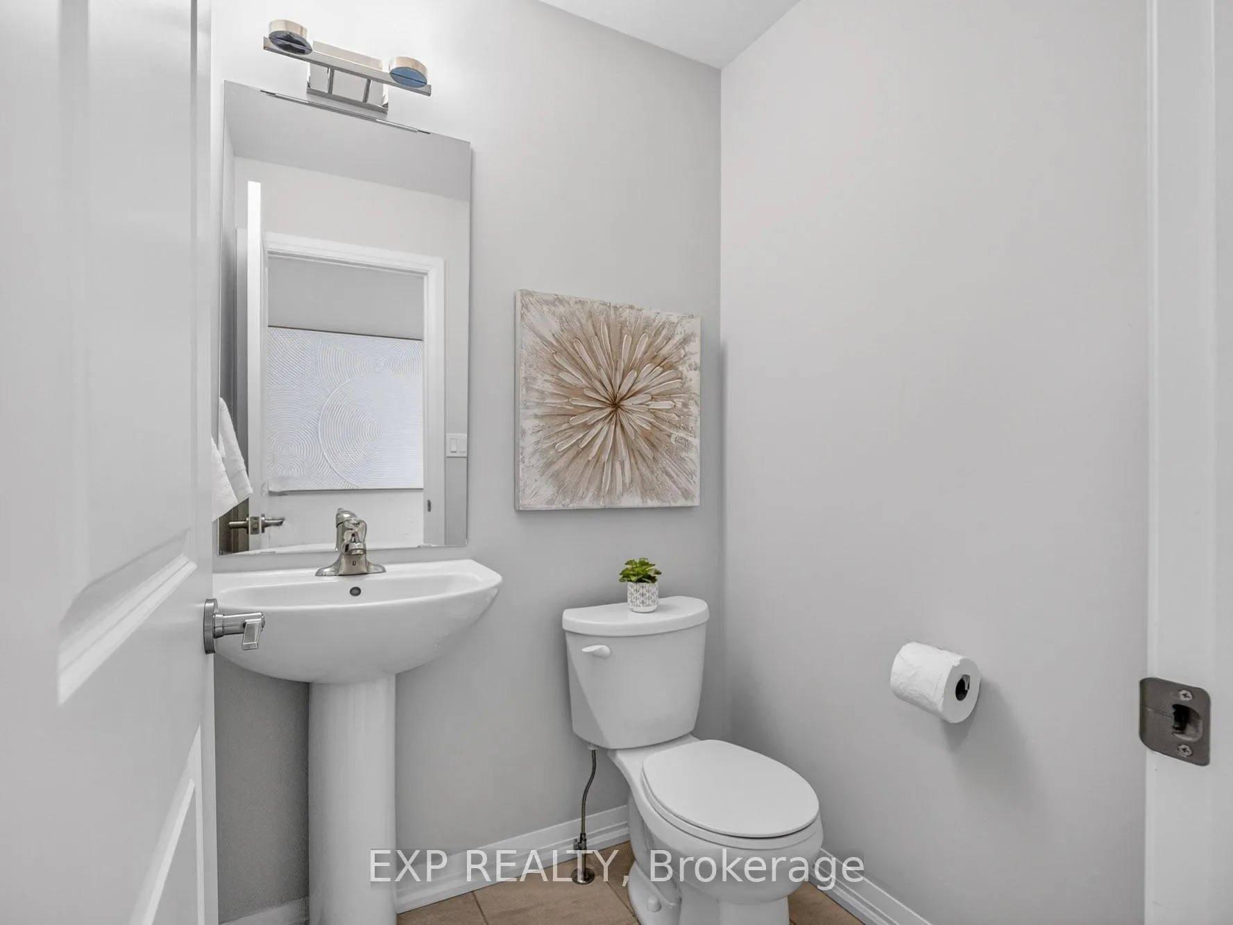 Photo 16 of 7372 Marvel Drive, Niagara Falls, Brown — HOMEH