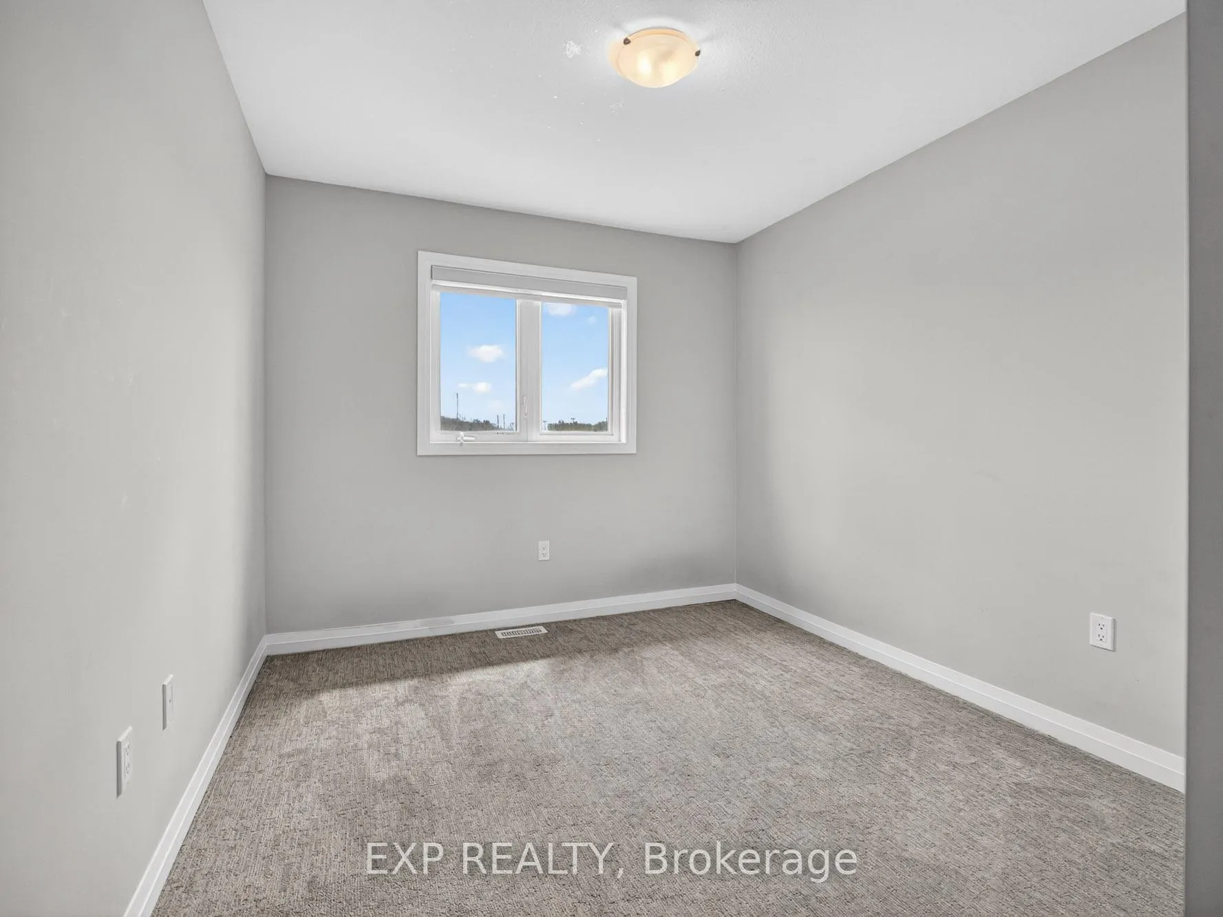 Photo 23 of 7372 Marvel Drive, Niagara Falls, Brown — HOMEH