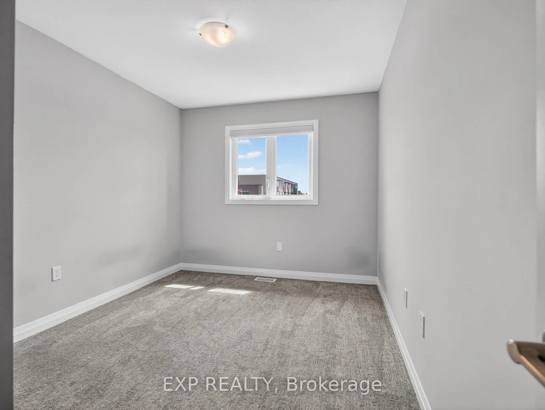 Photo 25 of 7372 Marvel Drive, Niagara Falls, Brown — HOMEH