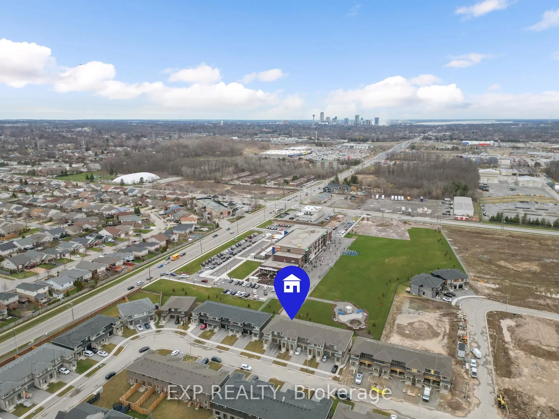 Photo 31 of 7372 Marvel Drive, Niagara Falls, Brown — HOMEH