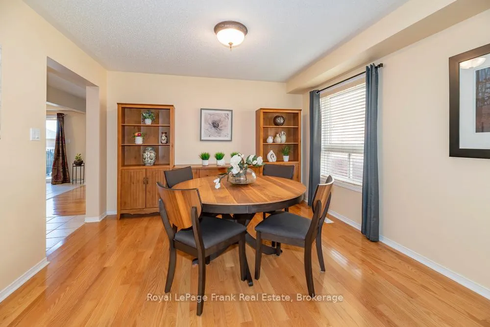 Photo 6 of 720 Ormond Drive, Oshawa, Samac — HOMEH