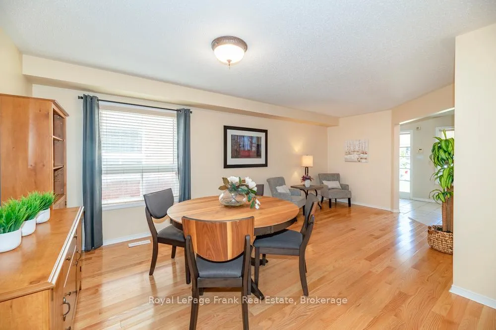 Photo 7 of 720 Ormond Drive, Oshawa, Samac — HOMEH