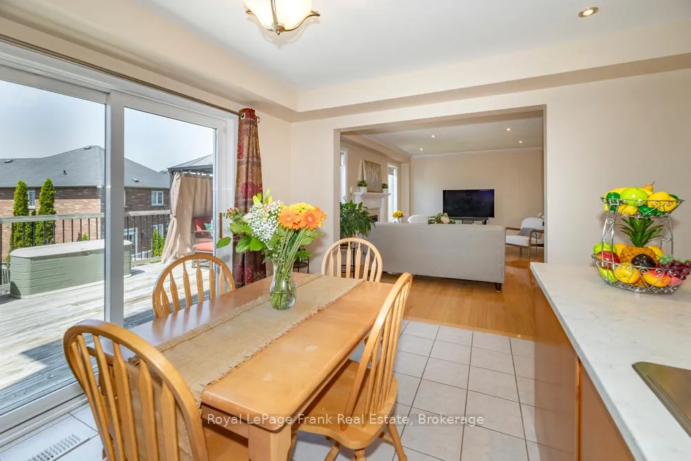 Photo 16 of 720 Ormond Drive, Oshawa, Samac — HOMEH
