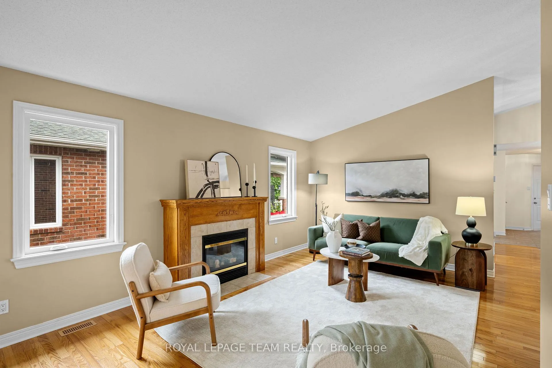 Photo 11 of 47 Stowgrass Crescent, Ottawa, Stittsville (Central) — HOMEH