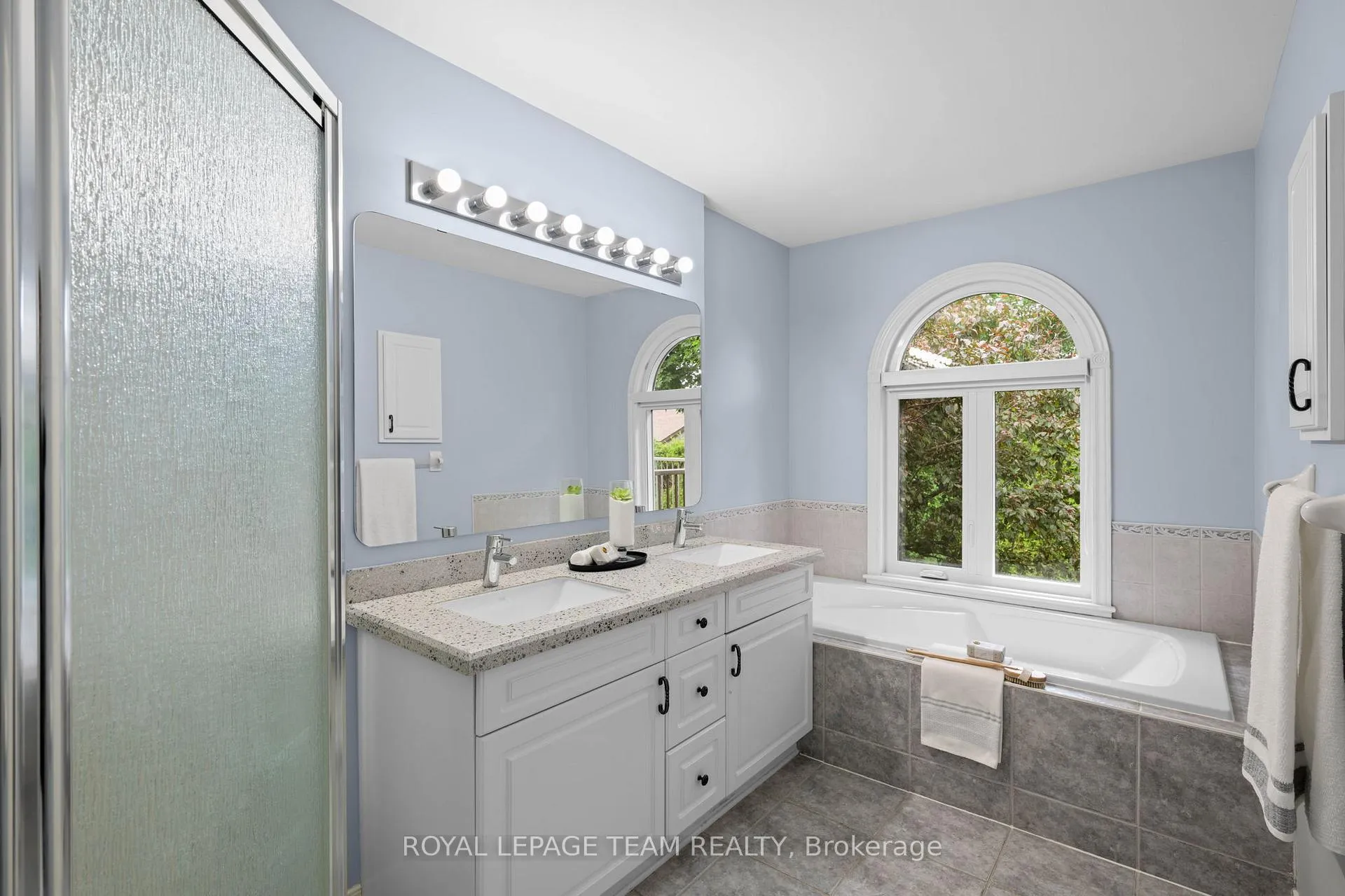 Photo 16 of 47 Stowgrass Crescent, Ottawa, Stittsville (Central) — HOMEH