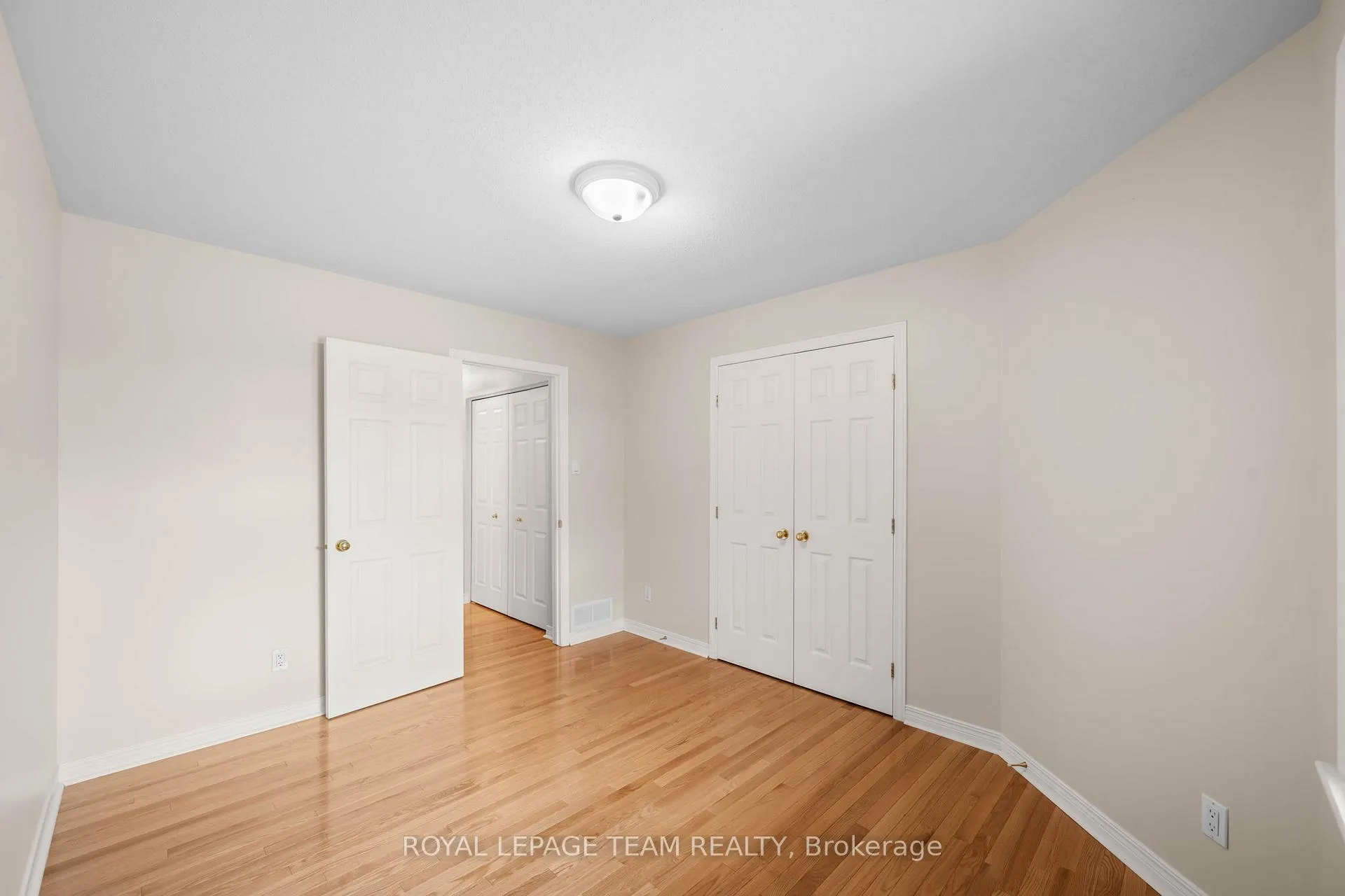 Photo 19 of 47 Stowgrass Crescent, Ottawa, Stittsville (Central) — HOMEH