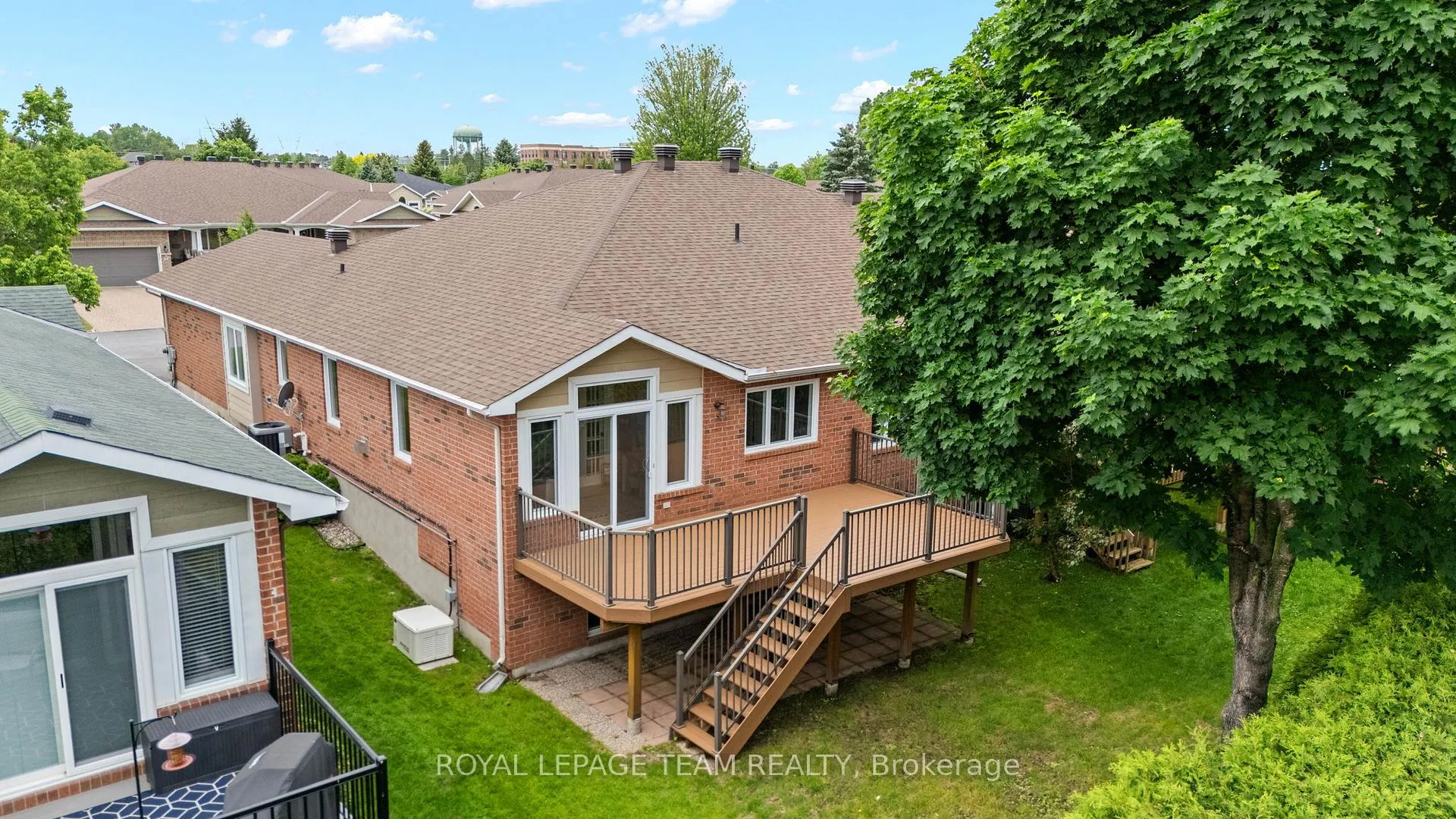 Photo 32 of 47 Stowgrass Crescent, Ottawa, Stittsville (Central) — HOMEH