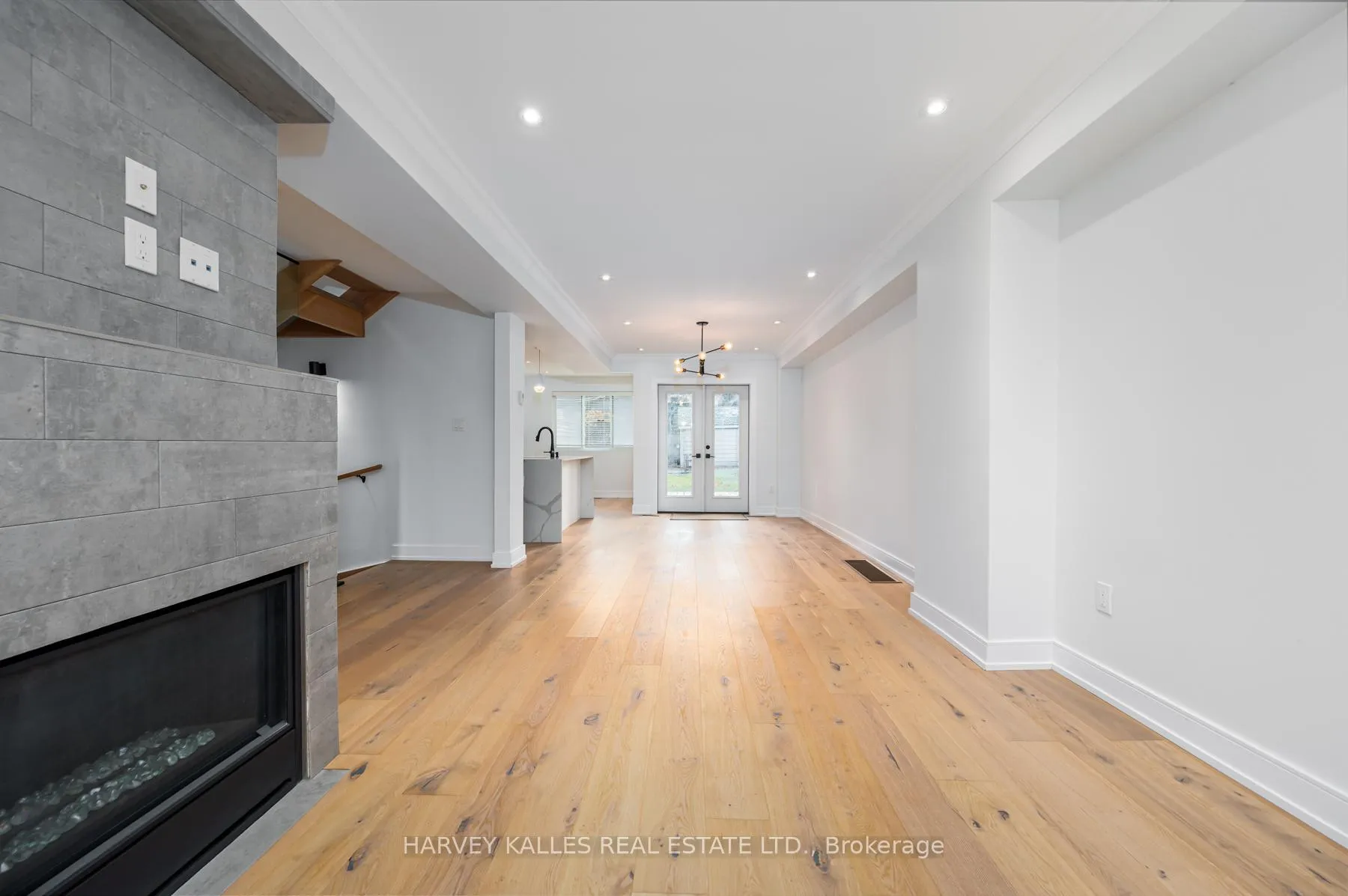 Photo 6 of 175 Lawrence Avenue W, Toronto, Lawrence Park South — HOMEH
