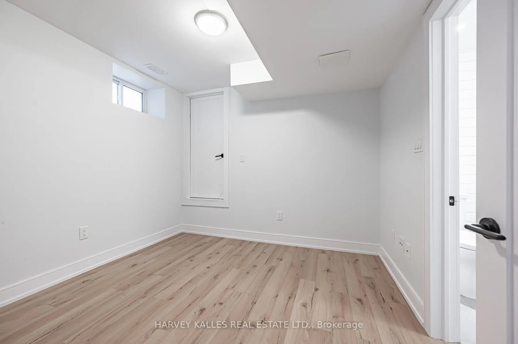 Photo 29 of 175 Lawrence Avenue W, Toronto, Lawrence Park South — HOMEH
