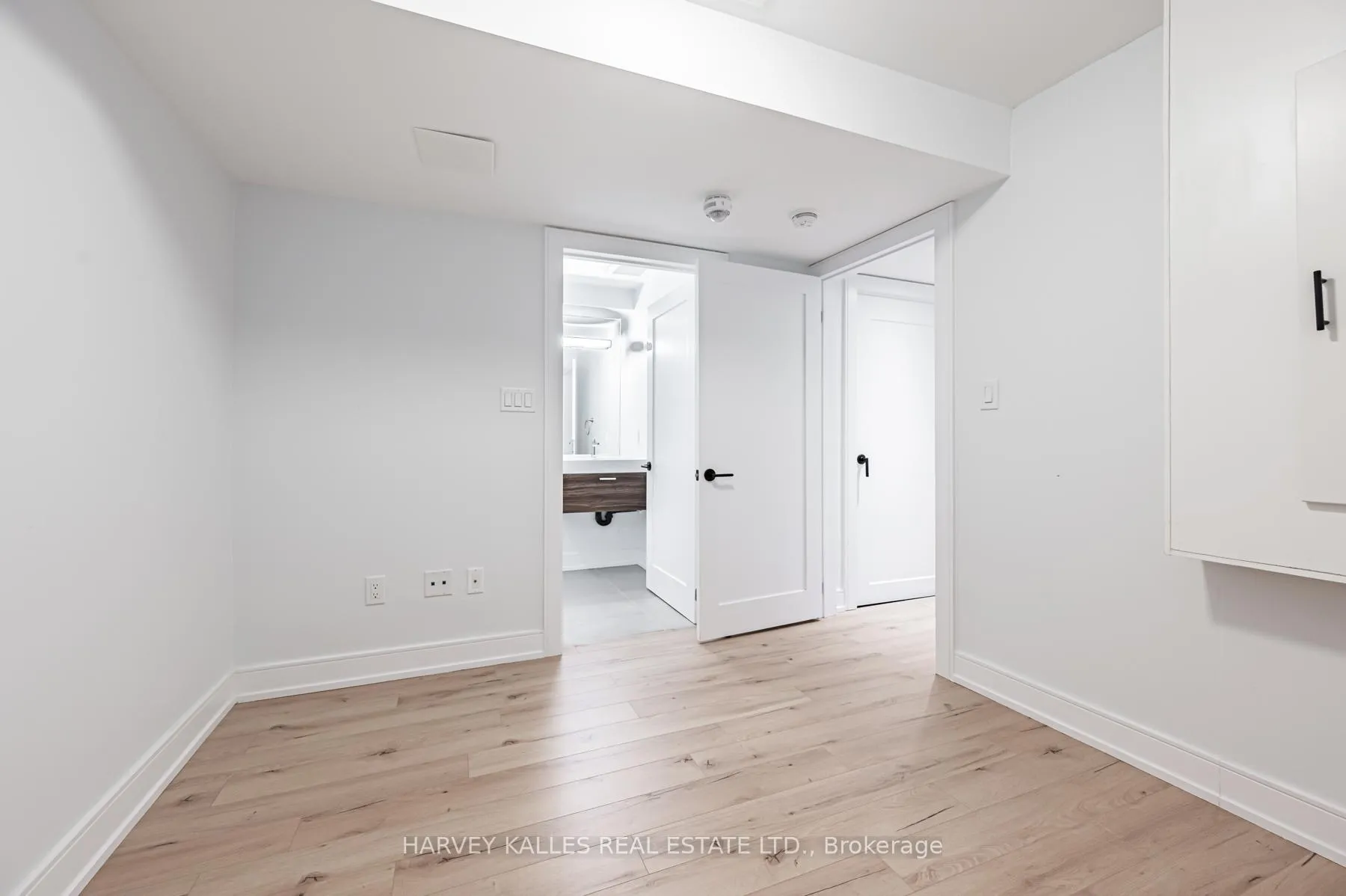 Photo 30 of 175 Lawrence Avenue W, Toronto, Lawrence Park South — HOMEH