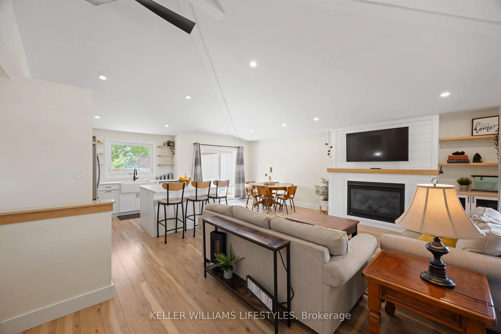 Photo 6 of 167 Mcleod Street, North Middlesex, Parkhill — HOMEH