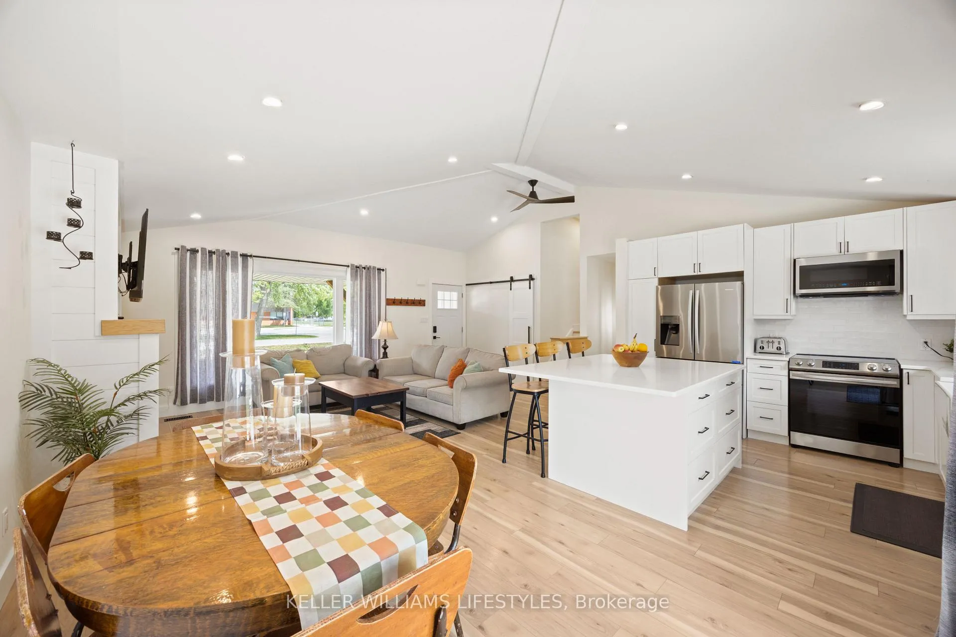 Photo 18 of 167 Mcleod Street, North Middlesex, Parkhill — HOMEH