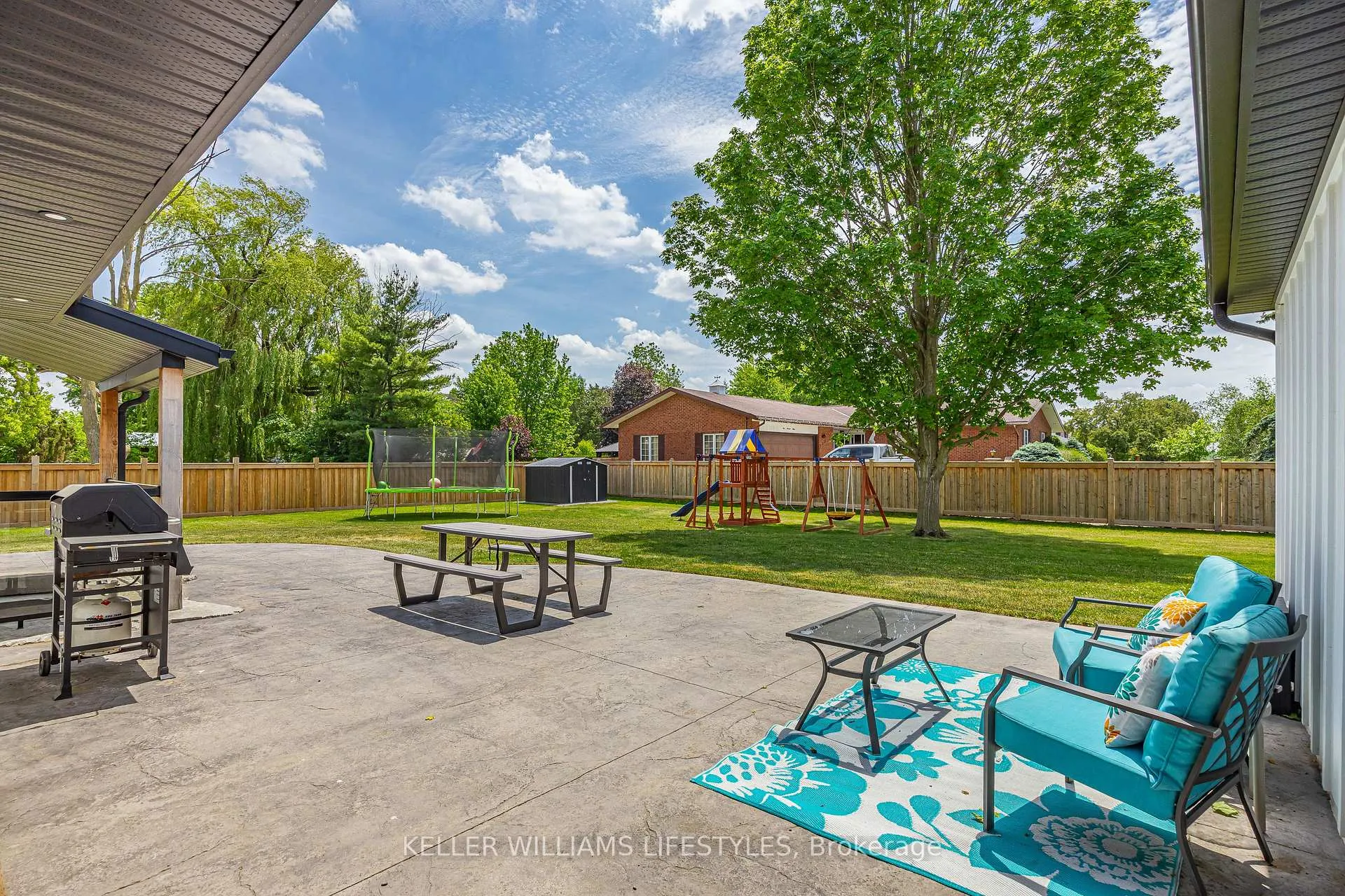 Photo 33 of 167 Mcleod Street, North Middlesex, Parkhill — HOMEH