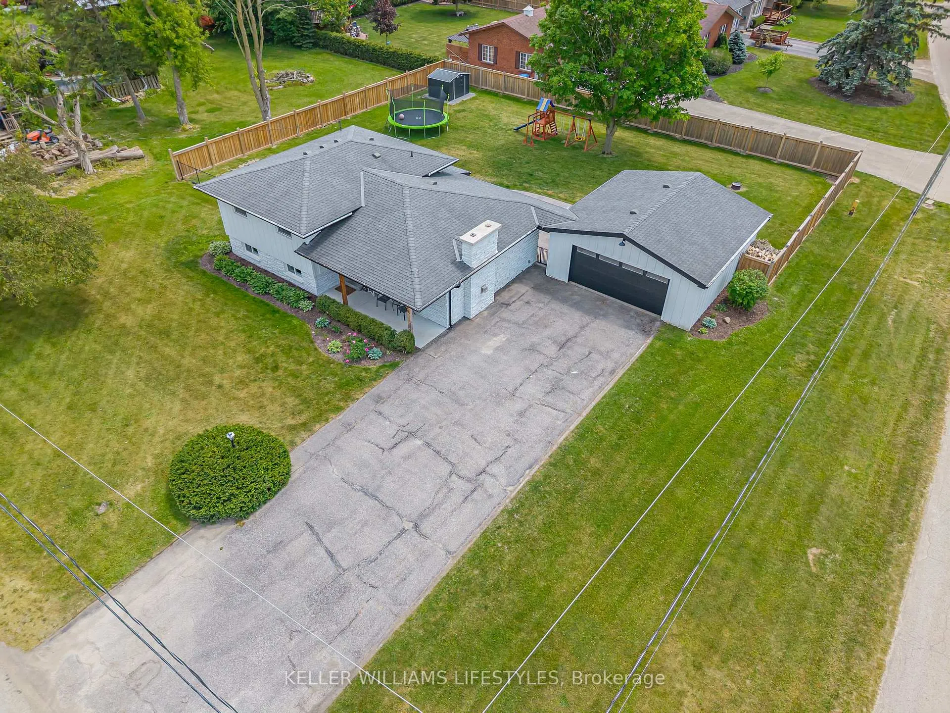 Photo 38 of 167 Mcleod Street, North Middlesex, Parkhill — HOMEH