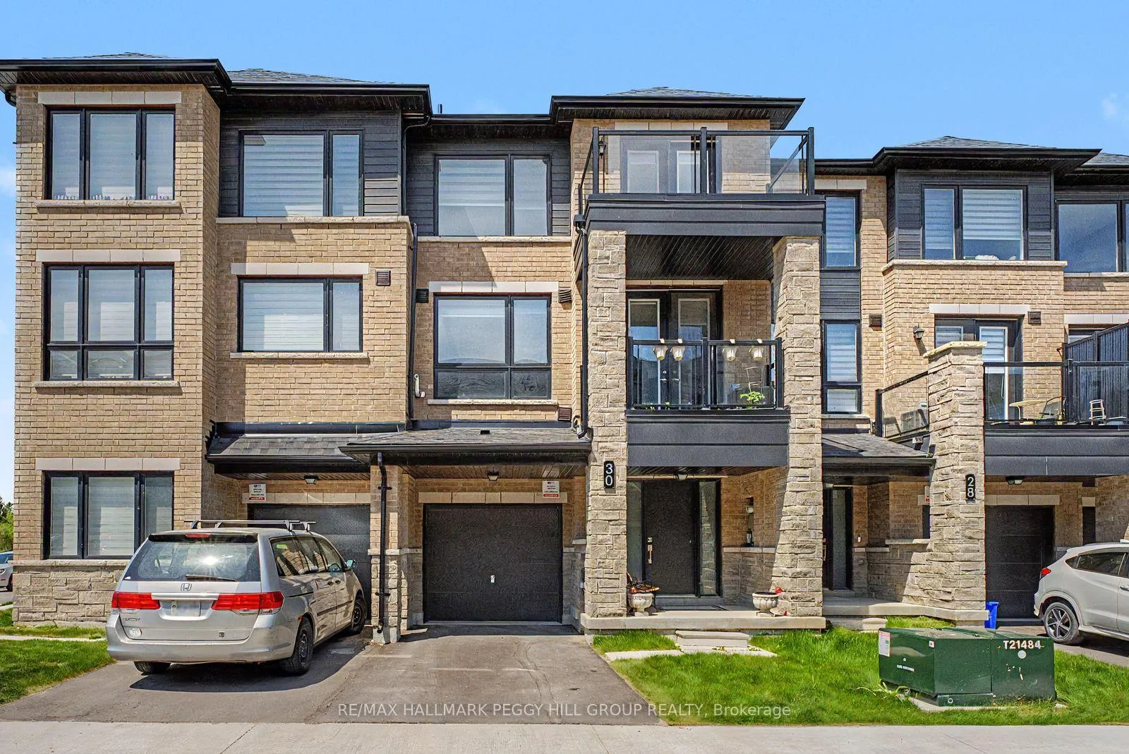 Photo 1 of 30 Red Maple Lane, Barrie, Innis-Shore — HOMEH