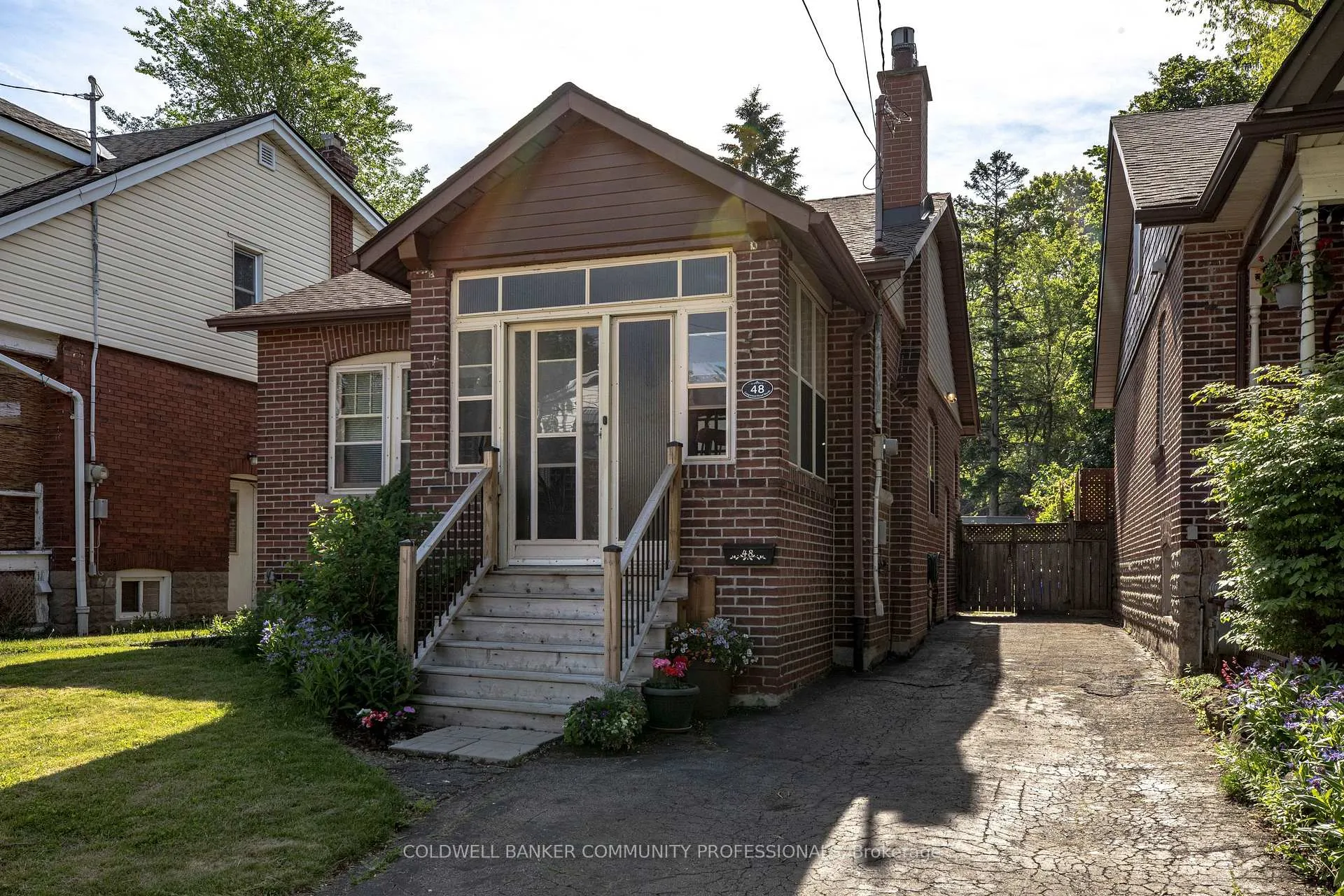 Front of 48 Longwood Road N