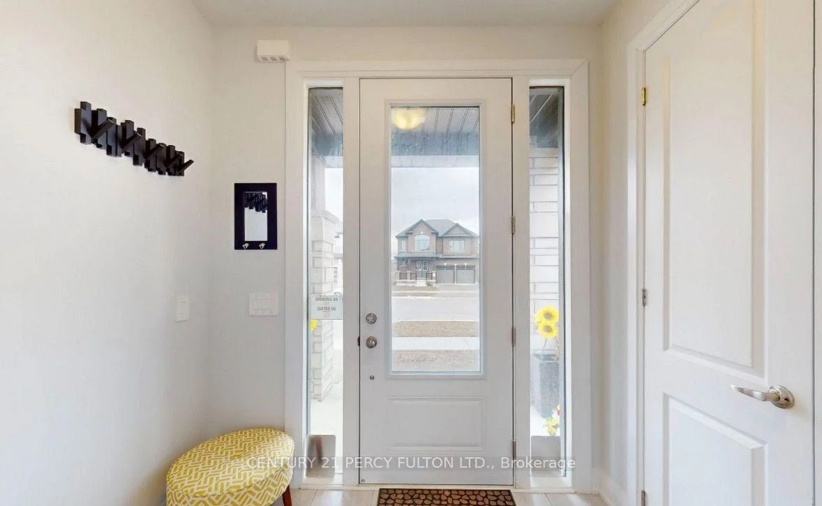 Photo 3 of 197 St Joseph Road, Kawartha Lakes, Lindsay — HOMEH