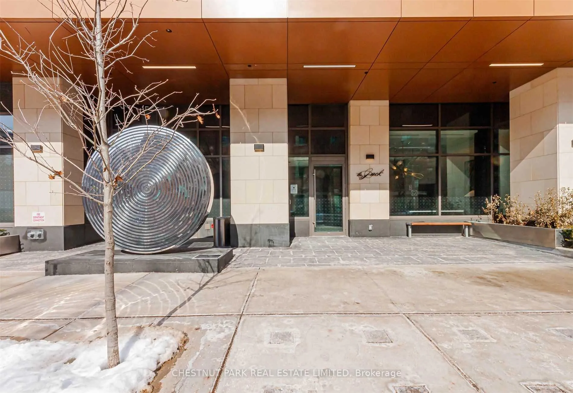 Photo 3 of Unit 405, 6 Jackes Avenue, Toronto, Rosedale-Moore Park — HOMEH