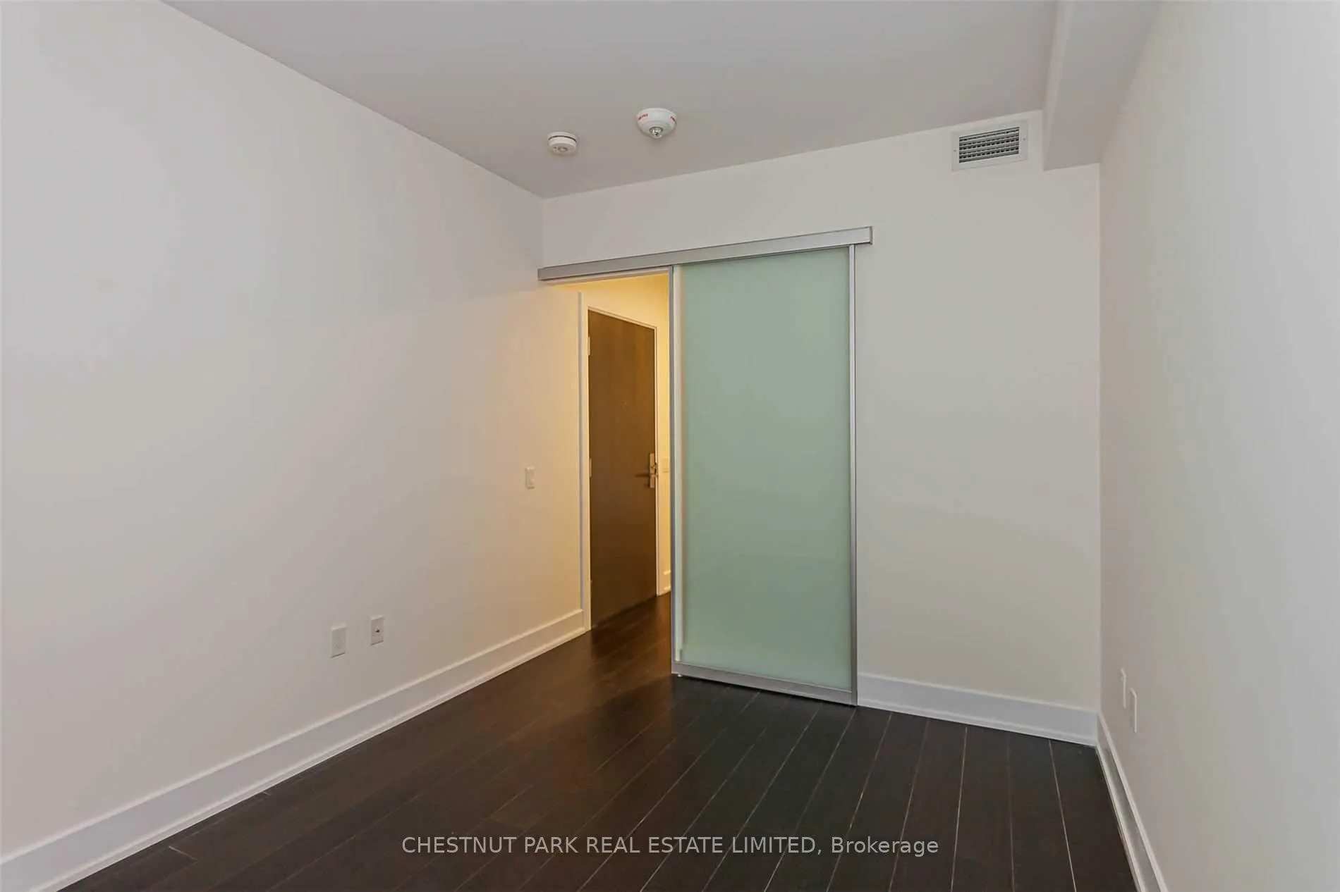 Photo 11 of Unit 405, 6 Jackes Avenue, Toronto, Rosedale-Moore Park — HOMEH