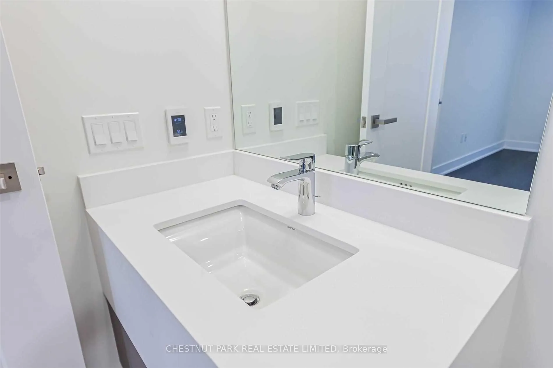 Photo 26 of Unit 405, 6 Jackes Avenue, Toronto, Rosedale-Moore Park — HOMEH