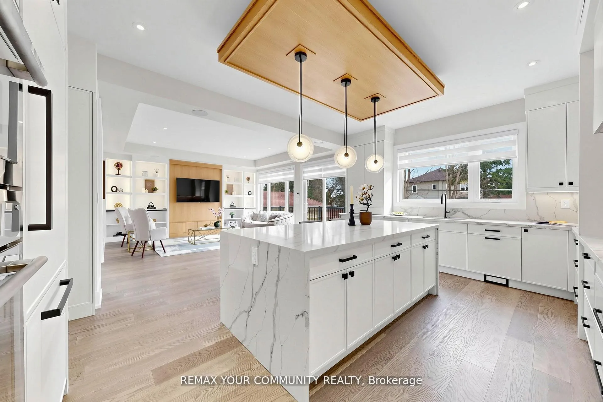 Photo 14 of 97 Ranee Avenue, Toronto, Englemount-Lawrence — HOMEH