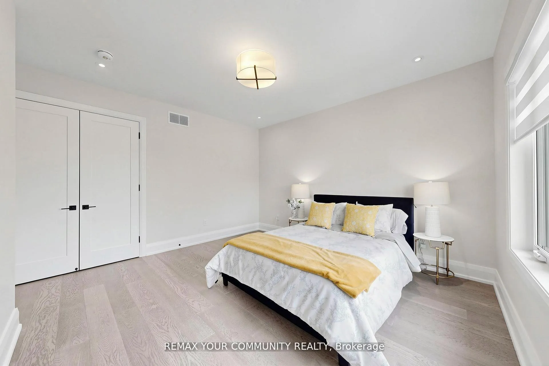 Photo 24 of 97 Ranee Avenue, Toronto, Englemount-Lawrence — HOMEH