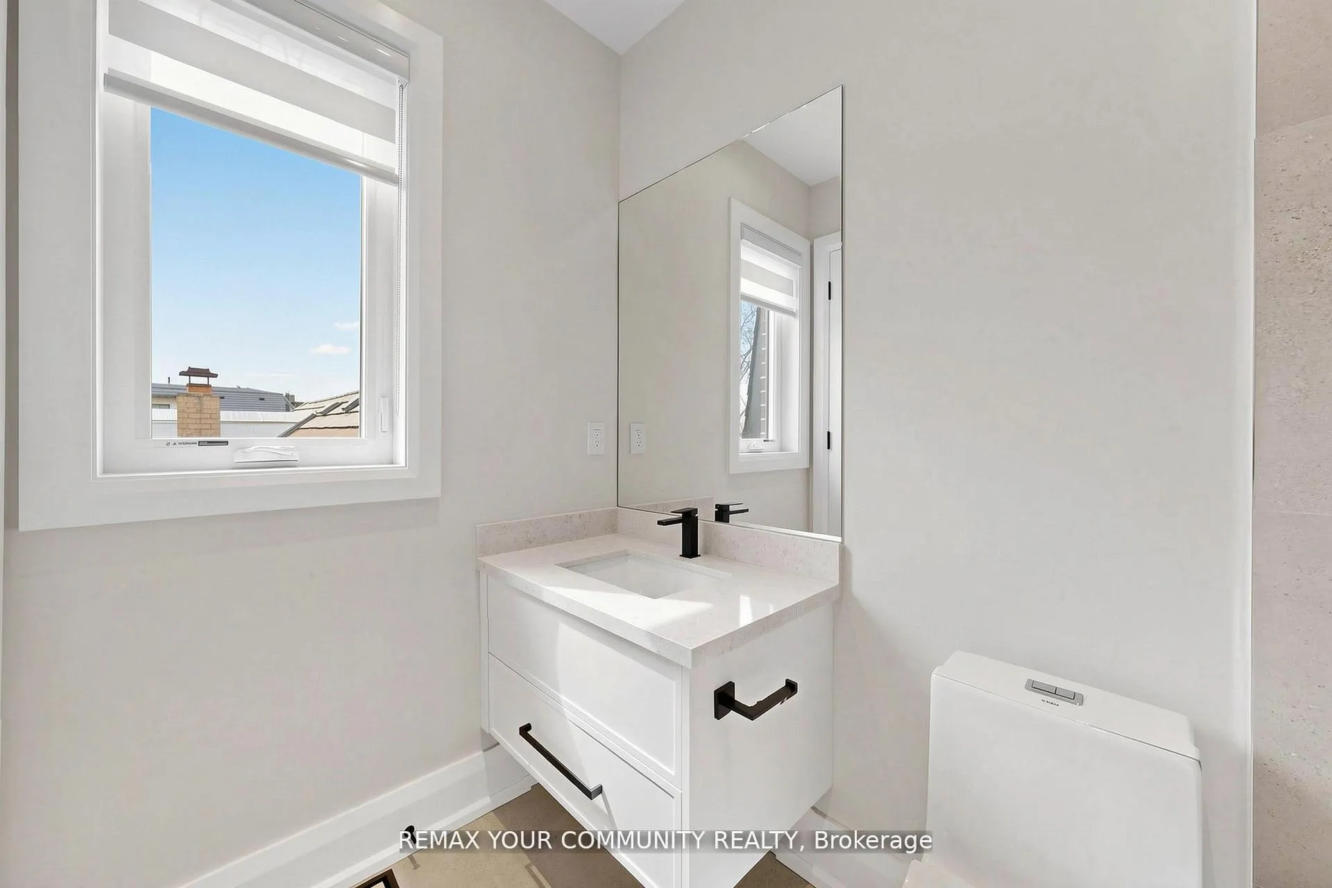 Photo 33 of 97 Ranee Avenue, Toronto, Englemount-Lawrence — HOMEH