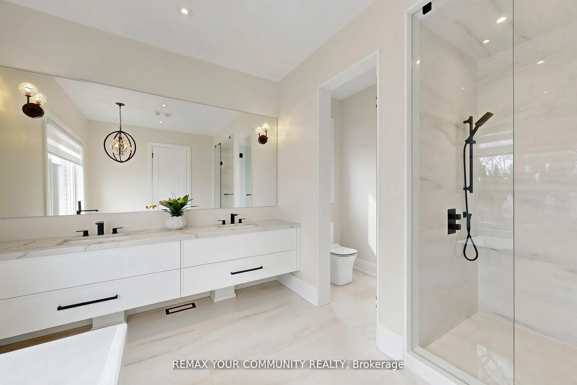 Photo 35 of 97 Ranee Avenue, Toronto, Englemount-Lawrence — HOMEH