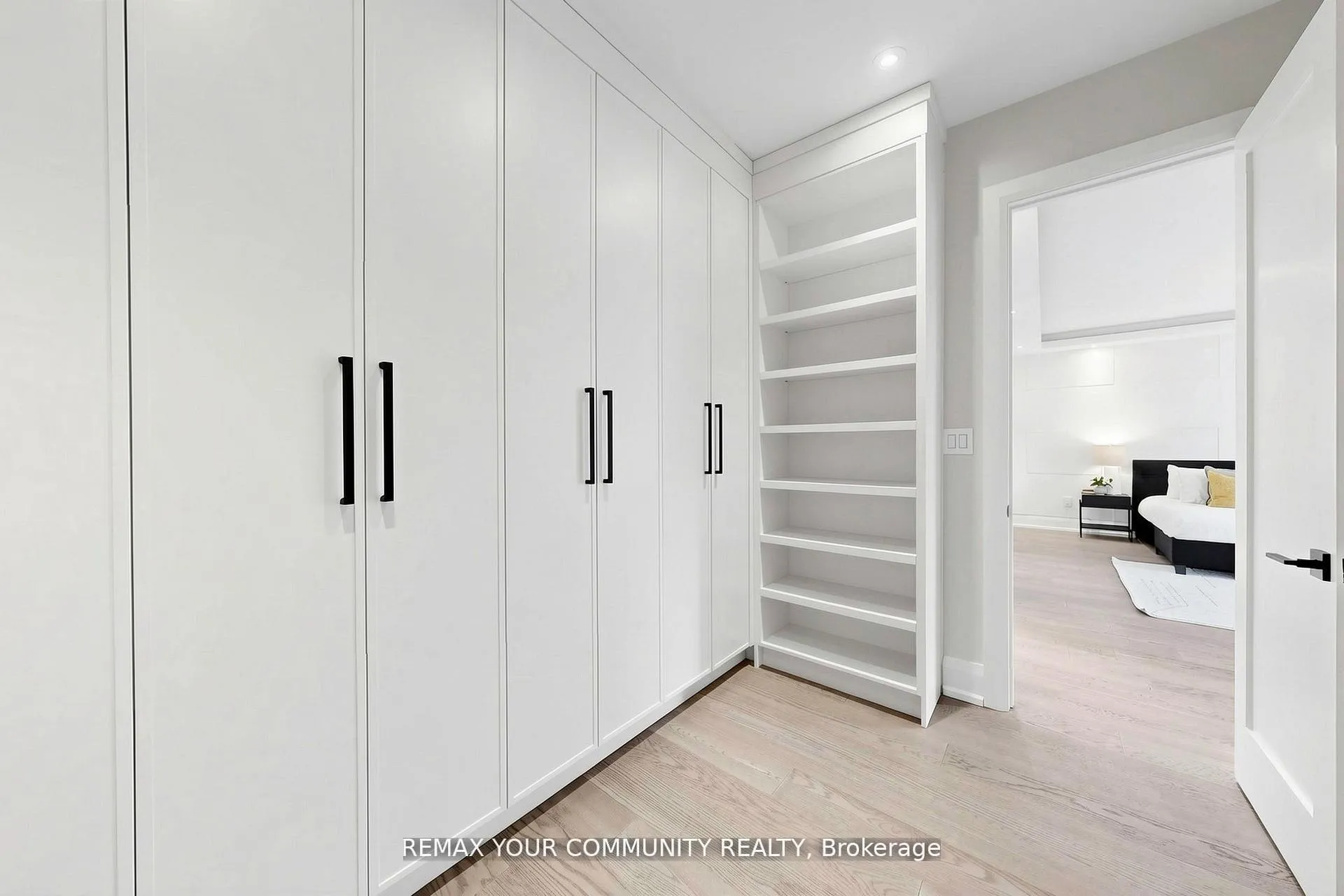 Photo 50 of 97 Ranee Avenue, Toronto, Englemount-Lawrence — HOMEH