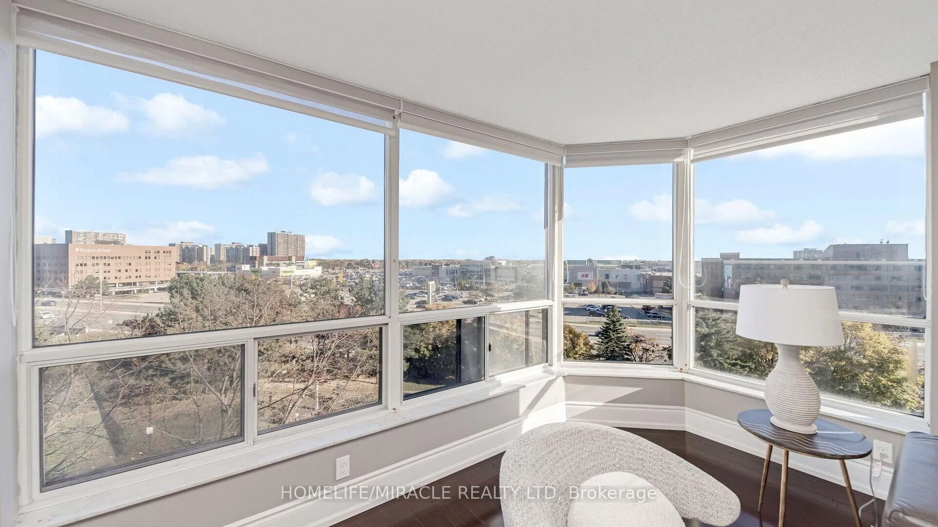 Photo 10 of Unit 510, 22 Hanover Road, Brampton, Queen Street Corridor — HOMEH