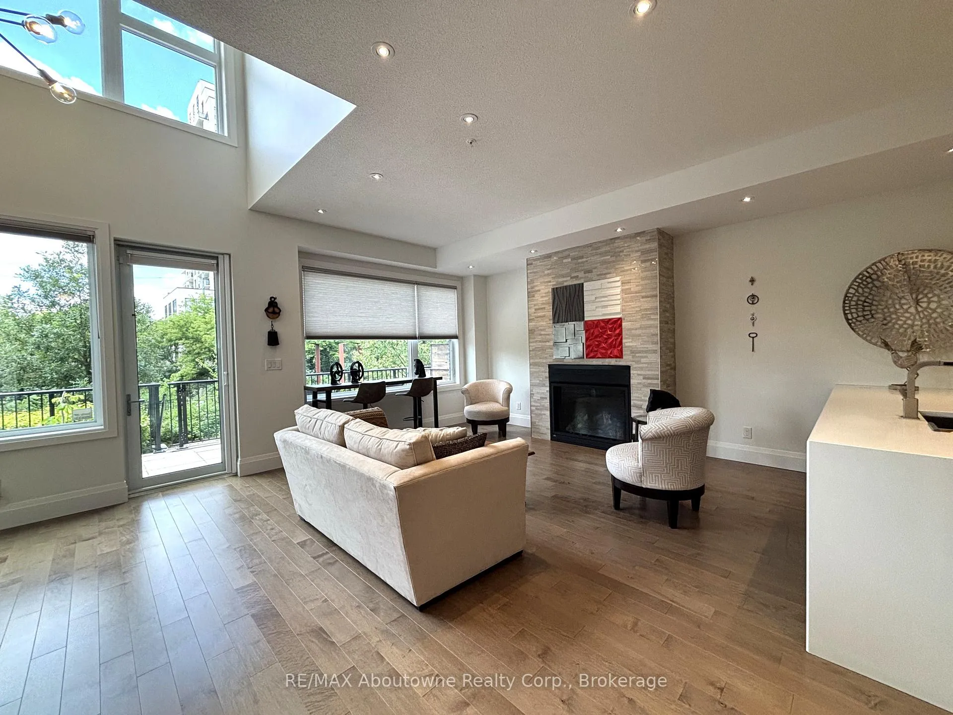 Photo 6 of Unit RL5, 53 Arthur Street S, Guelph, St. Patrick's Ward — HOMEH