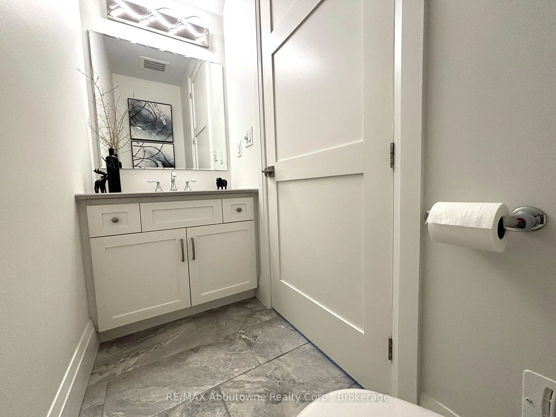 Photo 17 of Unit RL5, 53 Arthur Street S, Guelph, St. Patrick's Ward — HOMEH
