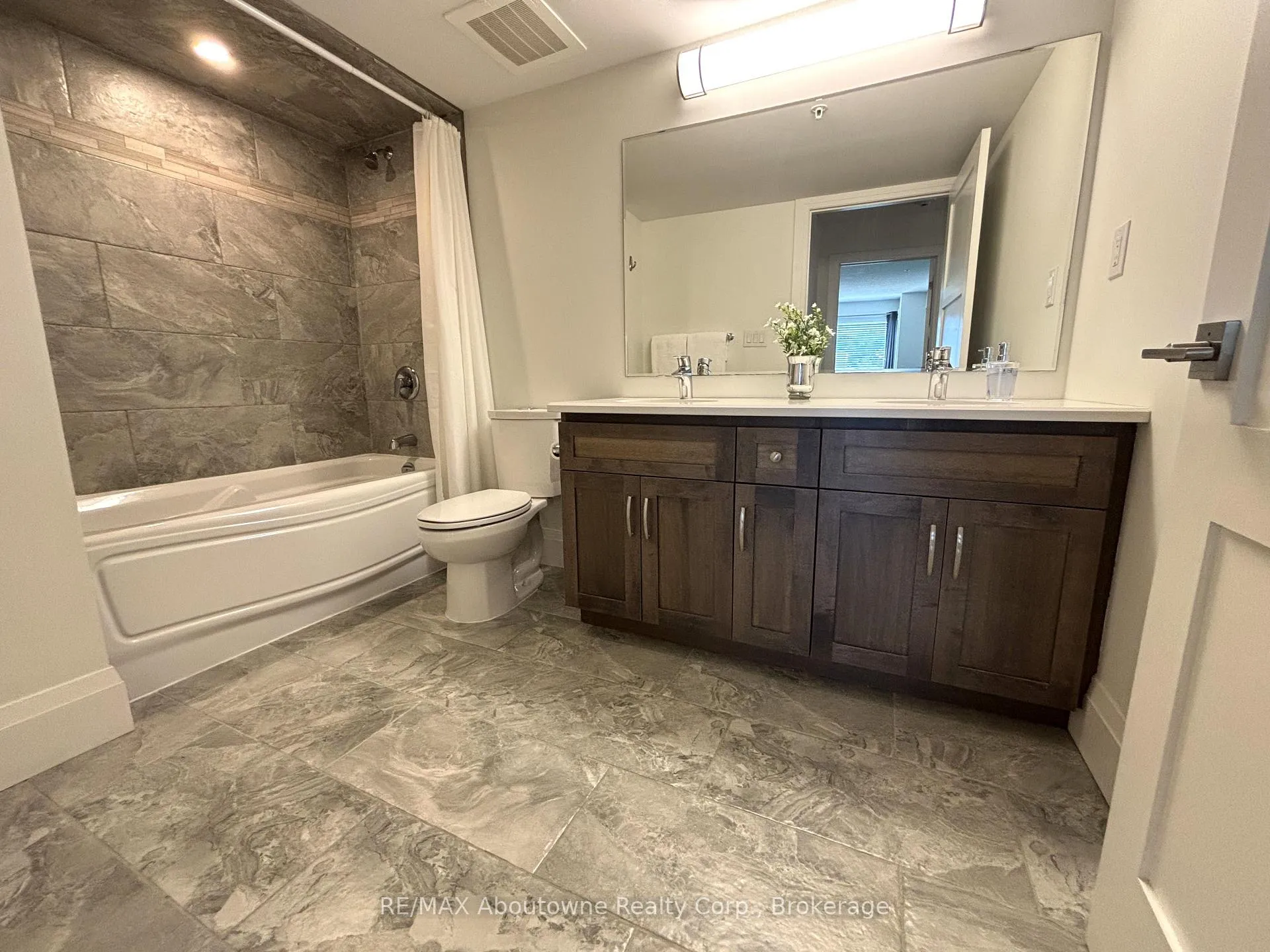 Photo 21 of Unit RL5, 53 Arthur Street S, Guelph, St. Patrick's Ward — HOMEH