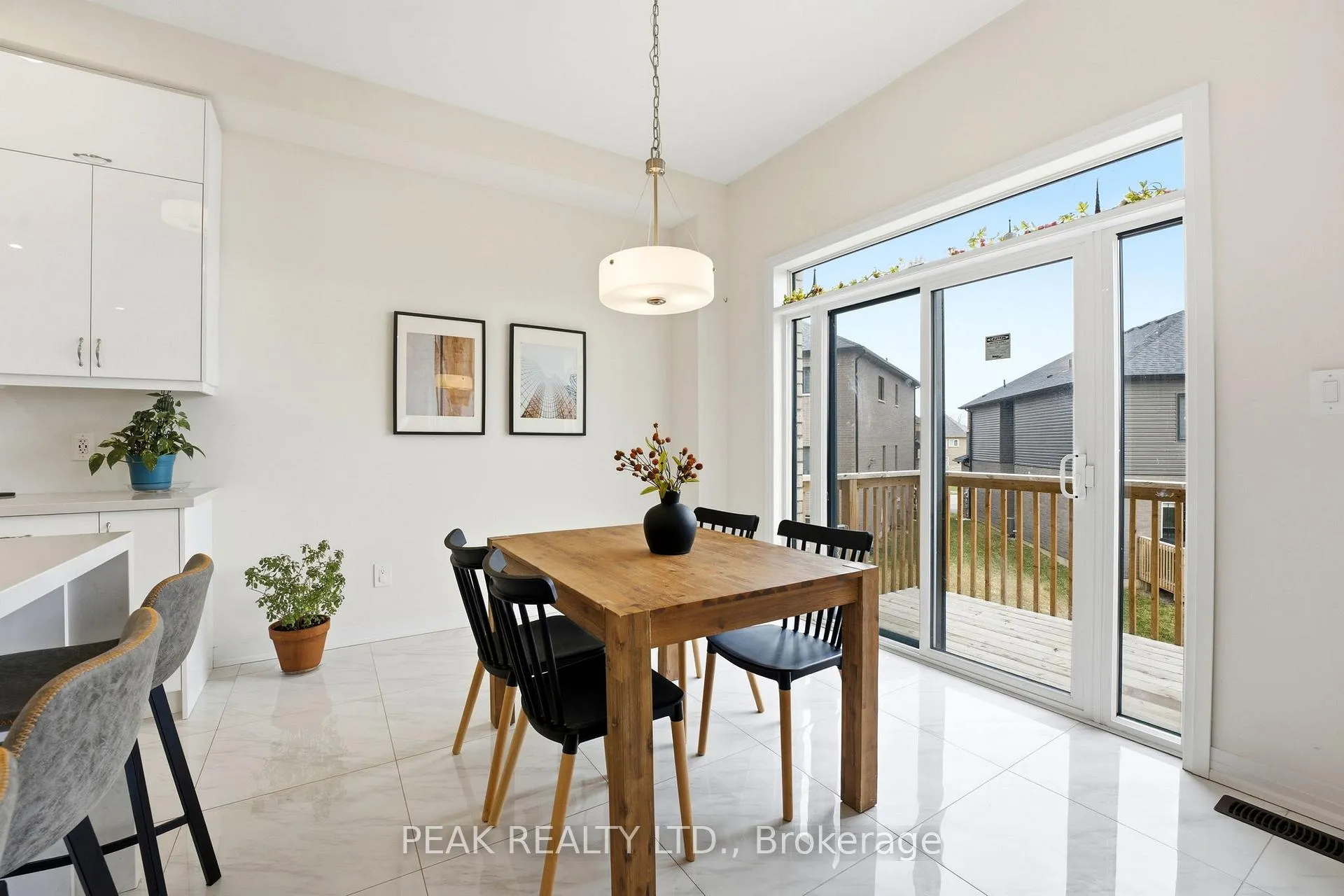 Photo 15 of 23 Stokes Road, Brant, Paris — HOMEH